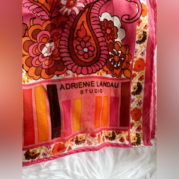 💐🌷Scarf -Adrienne Landau Studios Silk. Purse Twilly. Cool Belt - Picture 4 of 8